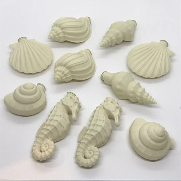 Vintage Old World Christmas Seashell Light Covers - Picture 1 of 6